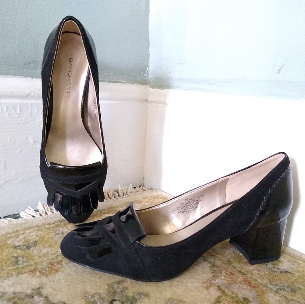 BANDOLINO Black Suede and Patent Leather Chunky Heels